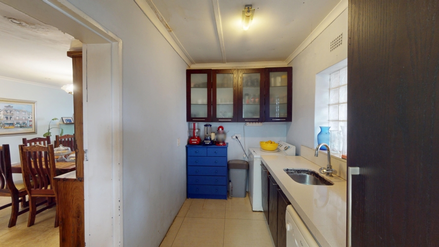 4 Bedroom Property for Sale in Rustdal Western Cape